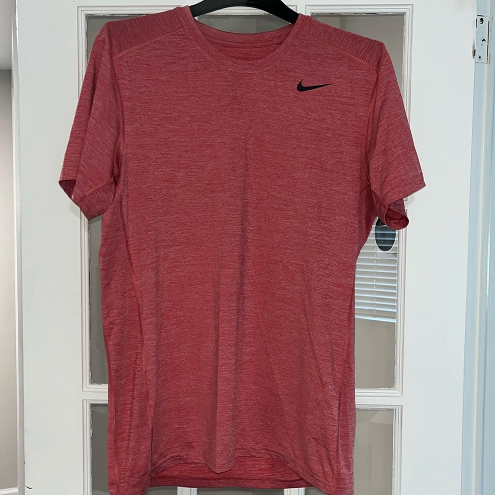 Nike T Shirt